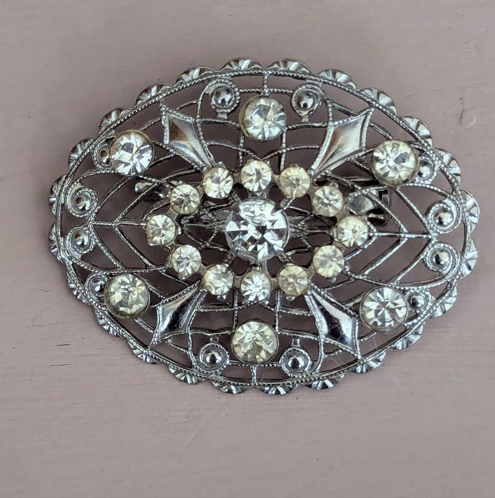 Silvertone Brooch Vintage Style Filigree Rhinestones Unsigned